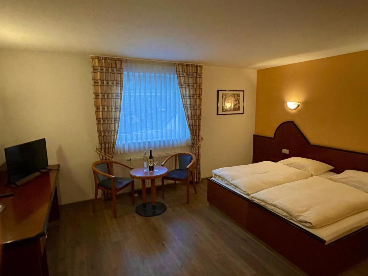 Hotel Haus Hubertus Elsdorf Exteriér fotografie