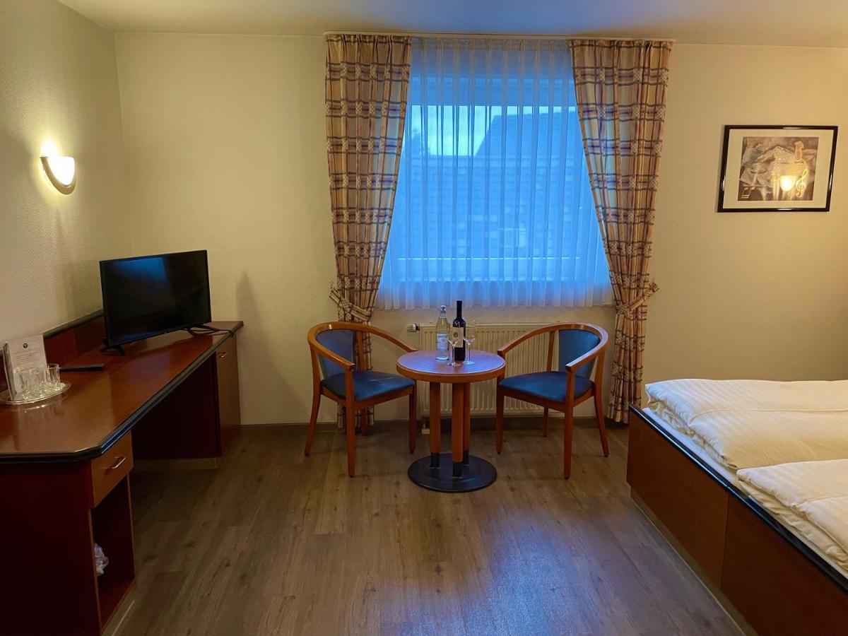 Hotel Haus Hubertus Elsdorf Exteriér fotografie