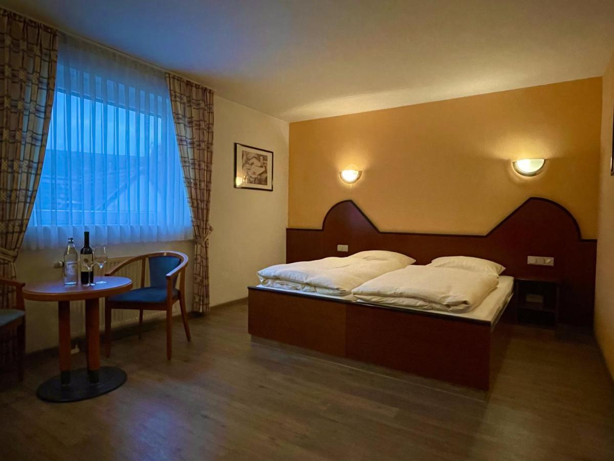 Hotel Haus Hubertus Elsdorf Exteriér fotografie