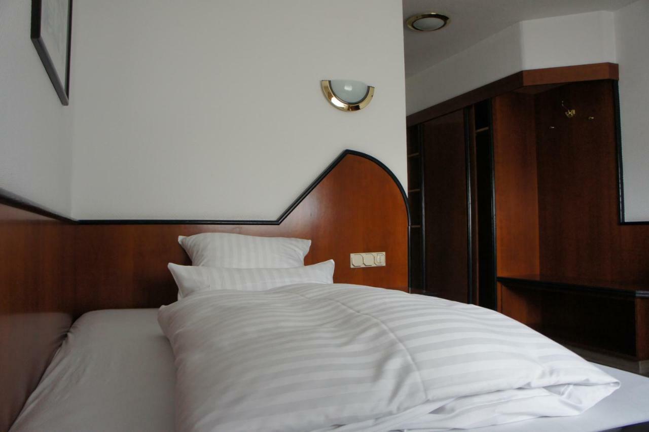 Hotel Haus Hubertus Elsdorf Exteriér fotografie